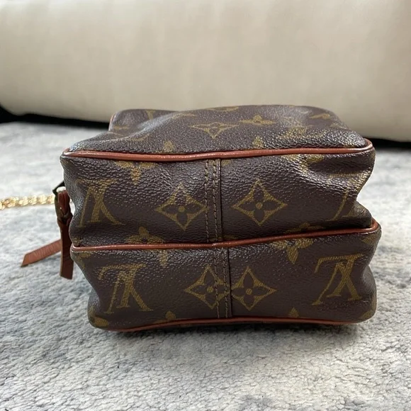 Louis Vuitton Monogram Mini Amazon Bag Crossbody Detachable Chain Strap Two Zip - Picture 7 of 17